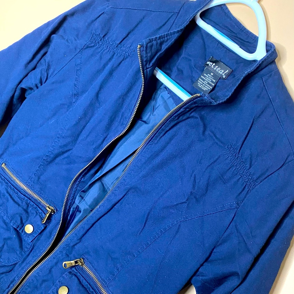 Woman’s blue canvas bomber jacket Size